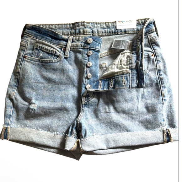 Old Navy High Rise OG Straight Jean Shorts NWT - Picture 1 of 3